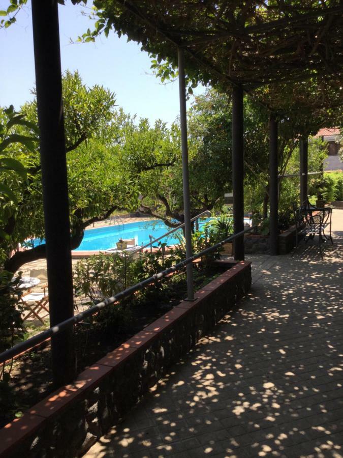 Villa Con Piscina มาสกาลูเชีย ภายนอก รูปภาพ